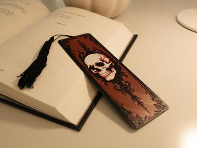 Gothic Skull Bookmark | Halloween themed