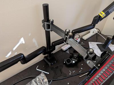 Modular 100mm VESA monitor arm