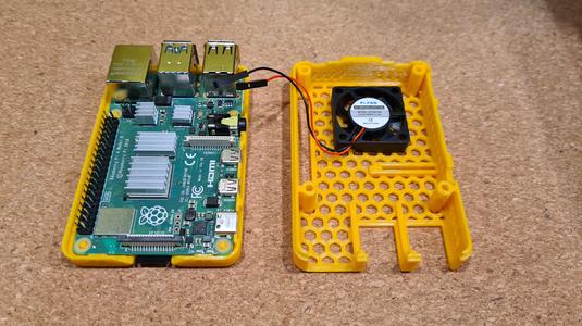 modified case for raspberry pi 4 with camera pi + GPIO pins + 30x30 mm fan