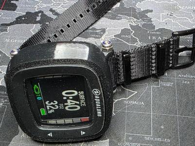 Aqualung i330r console to wrist mount conversion