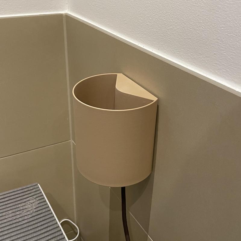 Flower Pot to hide European Schuko plugs