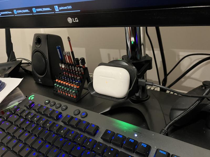 Quad Lock Wireless Charging Holder for Apple Airpods Pro