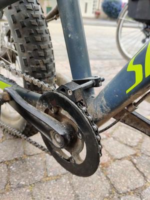Specialized Rip Rock chain guide