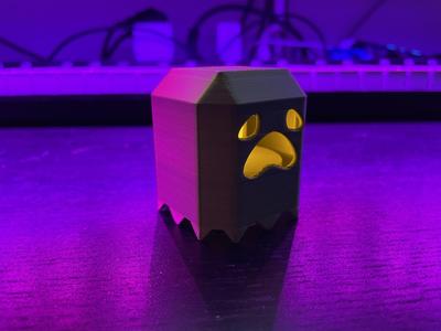 Low Poly Ghost - fits over a tea light candle (Ø38.5)