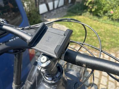 Vorbauhalterung für Bosch SmartphoneGrip (Hochformat) DRAFT