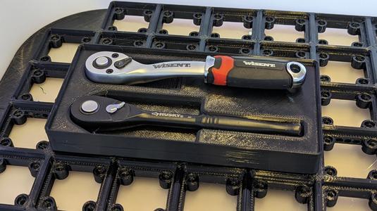Gridfinity Halterung für zwei kleine Ratschen oder Knarren / Tool holder for two small Socket Wrenches