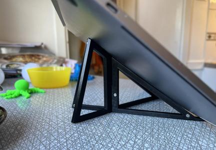 Magnetic lightweight laptop stand (Macbook)