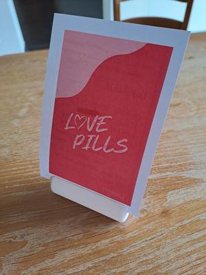 birthdaycard holder round
