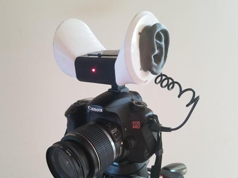 Human ear stereo recording microphone