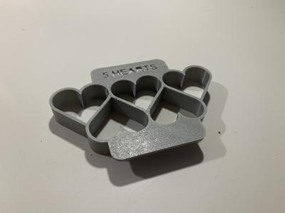 Christmas Cookie Cutter - 5 Hearts for multiple cut
