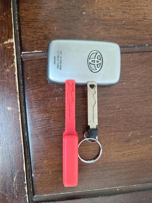 6th Gen Camry Key Blank