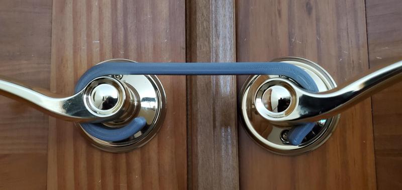 French Door Knob Hook Latch