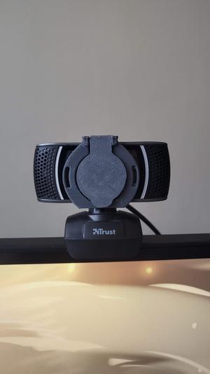 Trust 720p webcam cover