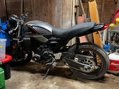 Kawasaki Z650RS - License Plate Bracket