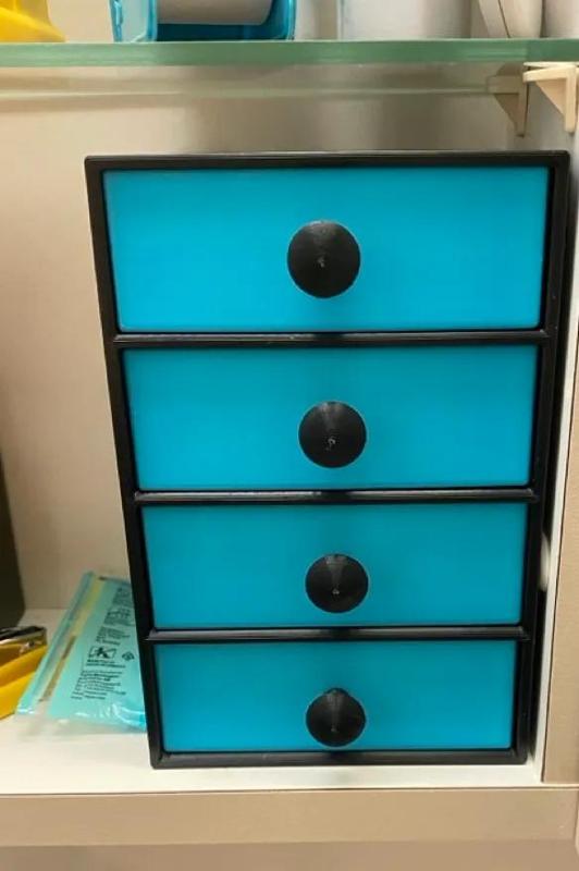 Mini cabinet for my bathroom mirror cabinet   