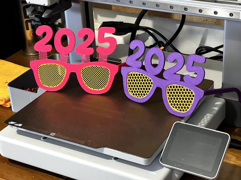 Articulated Glasses 2025 (Adjustable Lens Pattern)