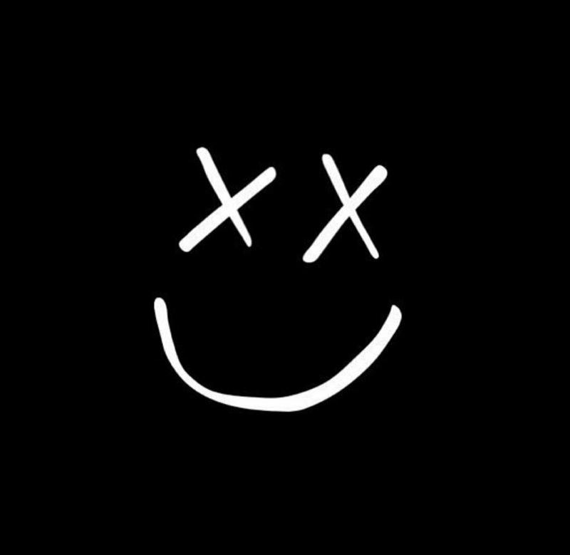 SMILEY (SIGNATURE OF LOUIS TOMLINSON)