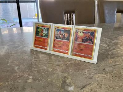 Pokemon card stand (3 cards)   