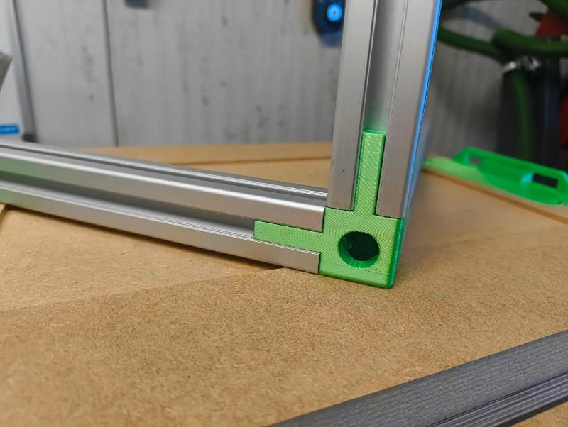 Aluprofil 3030 Eckverbinder   