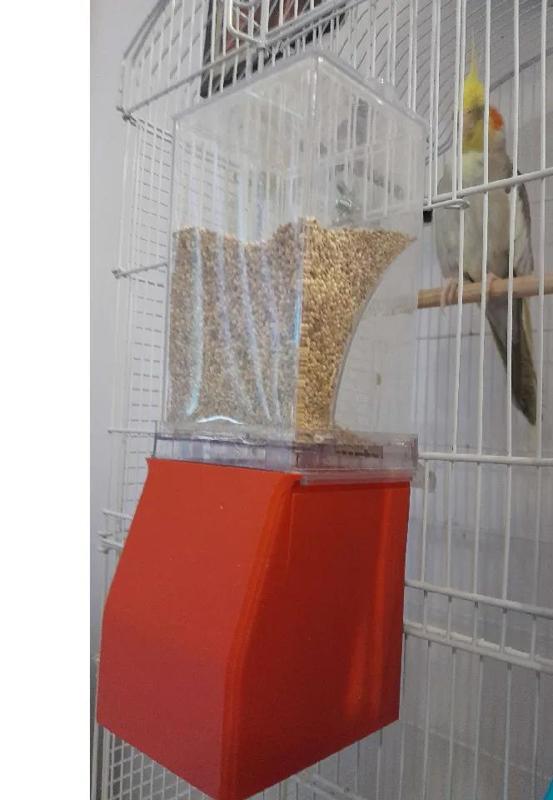 Bird seed catch bin   