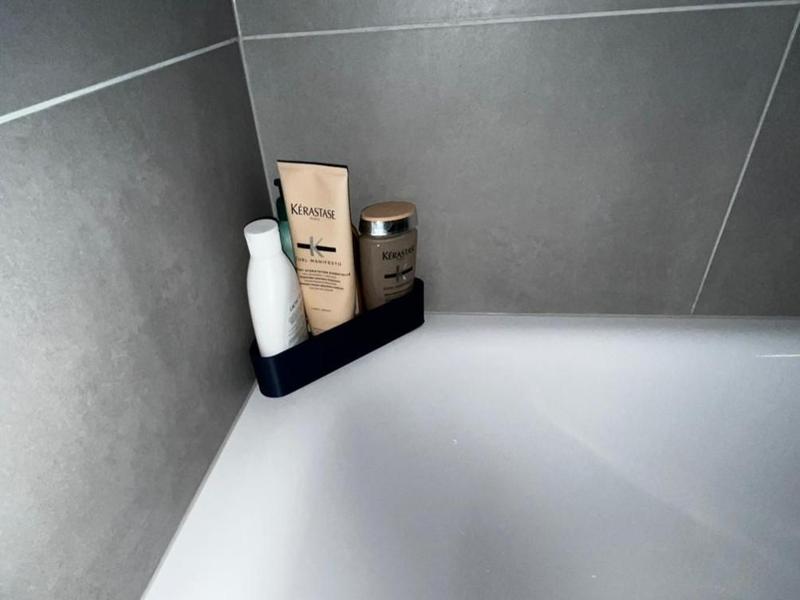 Angle pour Gel douche pour baignoire Salle de bain