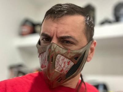 Scorpion mask from Mortal Kombat I – Hanzo Hasashi’s mentor