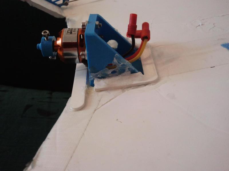 RC motormount for pusher propeller