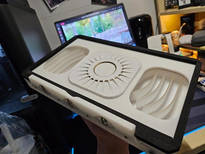 Pressure-type cooling fan