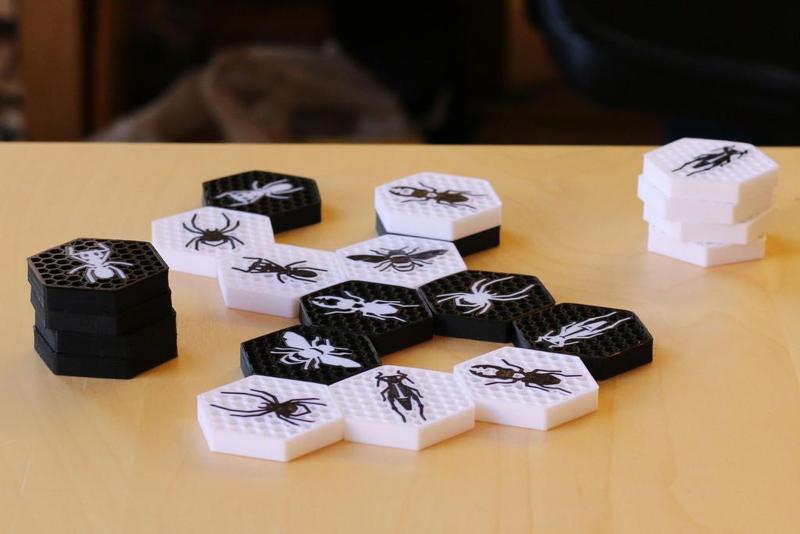 Multi-Color Hive Game