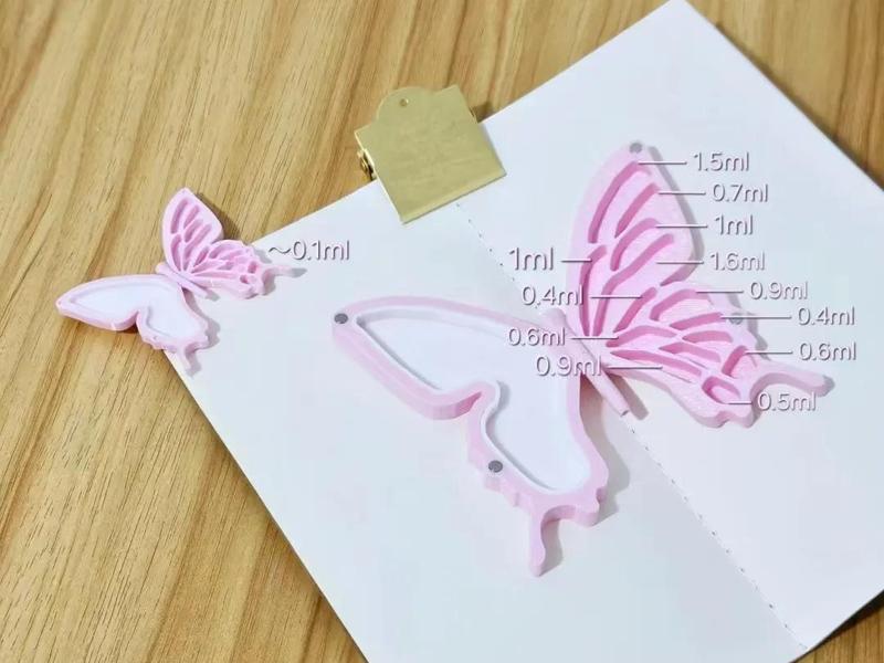 Butterfly Watercolor Box (including 14 and 24 compartments)