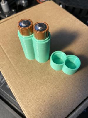 AA Battery Holder with Lid