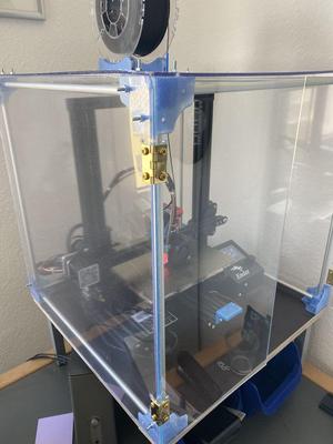 Universal Printer Enclosure v1.0 (Light and Camera mounting rods)