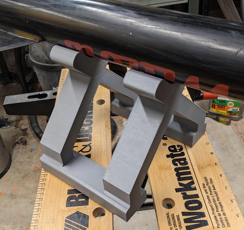Model rocket work stand
