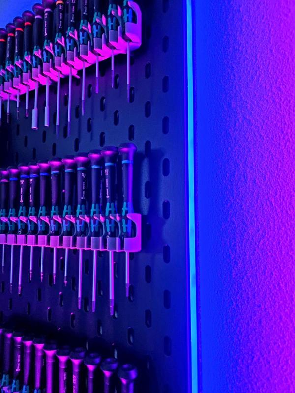 Diffusion strip for skadis led led-frame