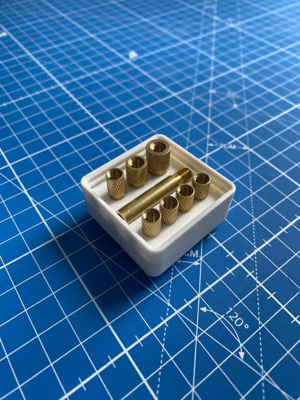 Gridfinity threaded insert soldering tip holder