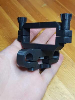 15mm Rail clamp for 12V Battery pack (videography)