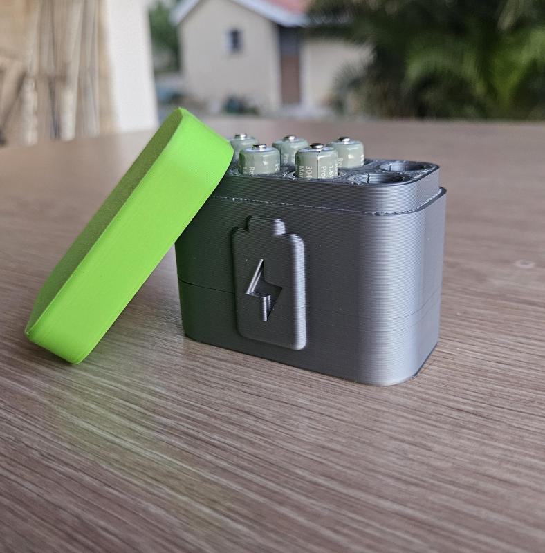 AAA Battery Case 🔋