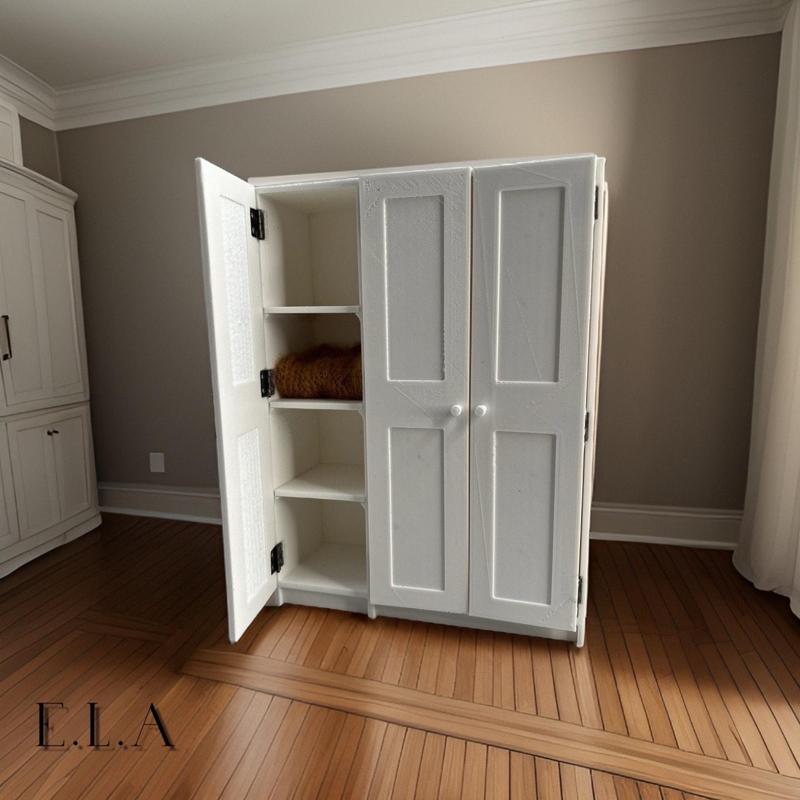 Realistic wardrobe 10:1, Furniture