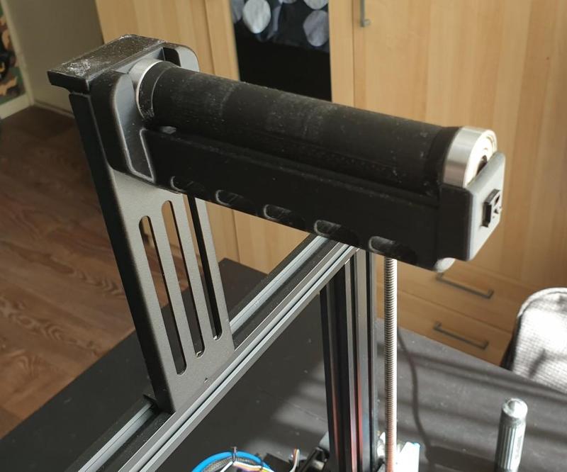Filament holder