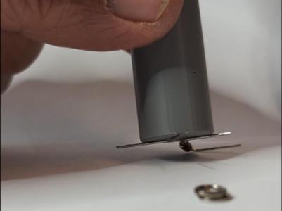 Magnetic pickup and release tool