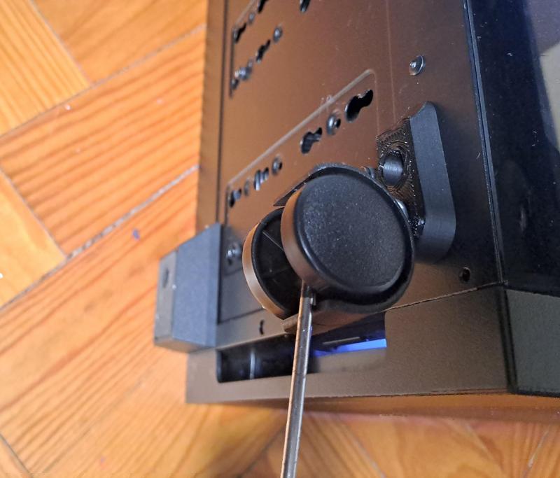 Wheel adaptor for Lian Li Lancool 205M Mesh