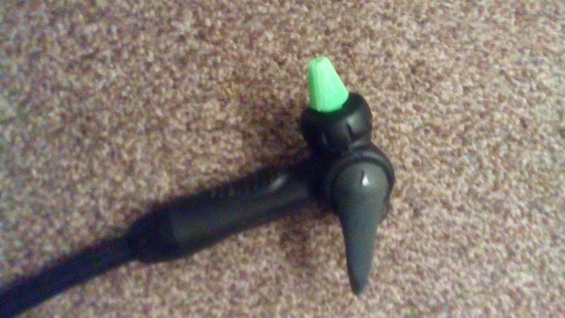 Tyre pump adapter nozzle