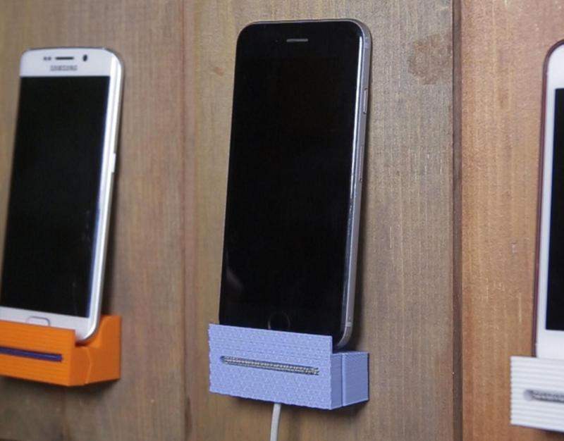 SMARTPHONE BUNGEE WALL DOCK