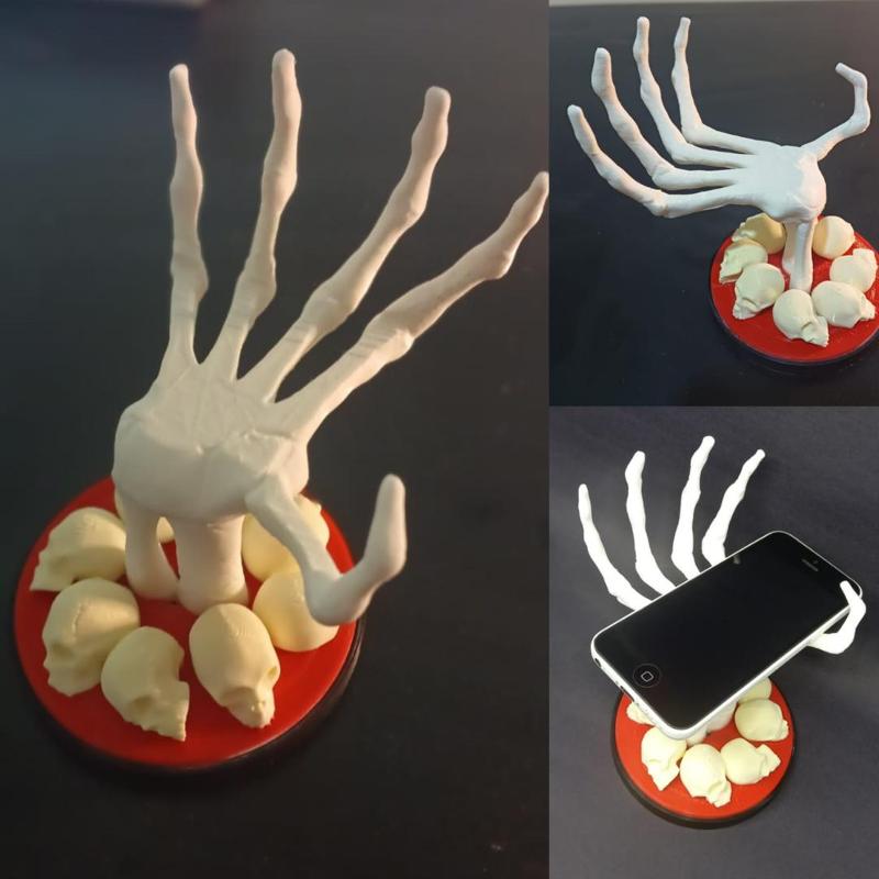 Skull Fist - Phone Stand