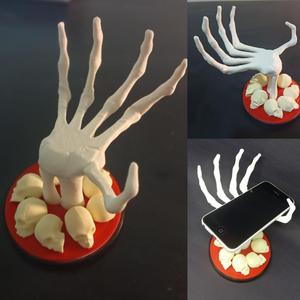Skull Fist - Phone Stand