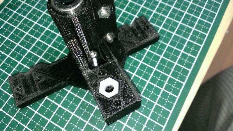 x-end-L with M3 Screw Hole to Zlimit Switch for PRN3D (distance of the axes set to 35.0mm)