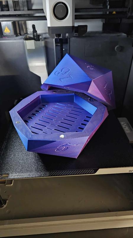 D20 USB SD CARD HOLDER