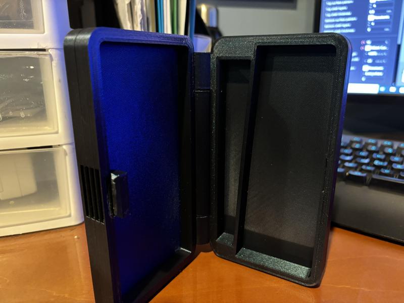 1/4 Inch Ratchet and Socket Box