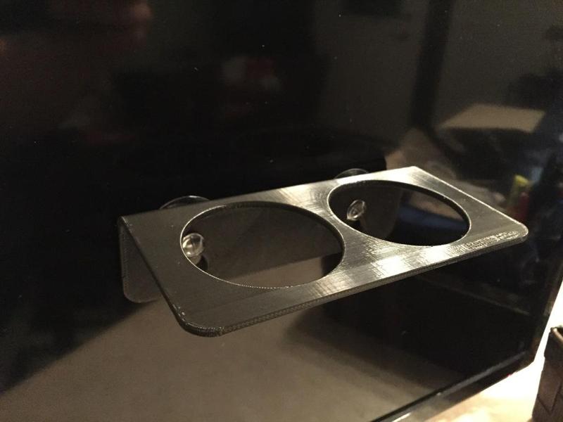 Reptiledge - Reptile Feeding Ledge