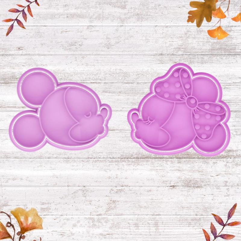 COOKIE CUTTER mickey and miney love